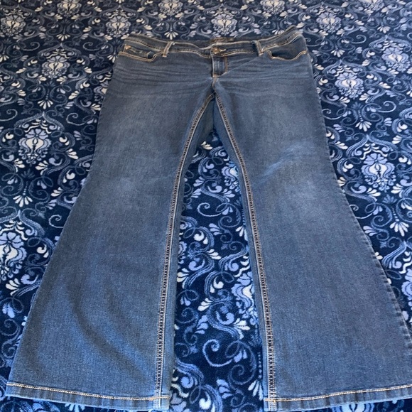 Torrid luxe slim boot cut jeans super stretch size 14R - Picture 1 of 8